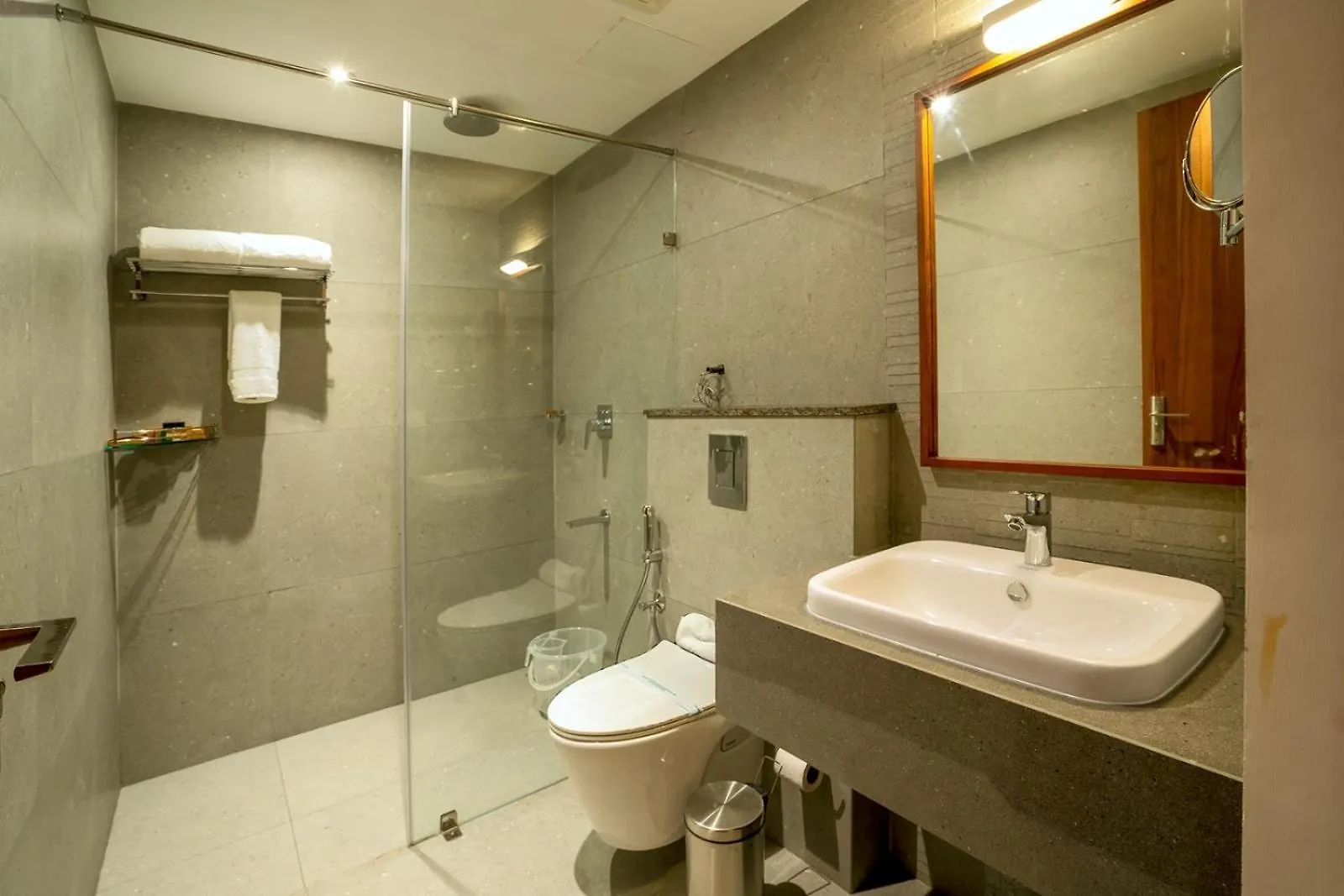 Hotel Grand Aria Ettumanoor